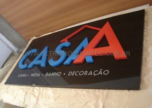 Letreiro para loja Cama - Mesa e Banho - Casa A - Produzido em ACM com letras de a&ccedil;o galvanizado com pintura